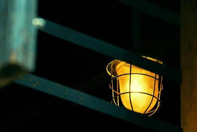 �ѷ�����ǰ�ҹ�Ĺ���