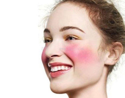 导致皮肤出油的原因有哪些