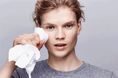 脸上过敏怎样快速脱敏